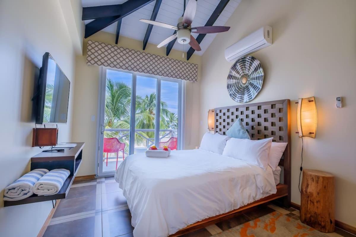 Brisa Oceano Resort Placencia Екстериор снимка