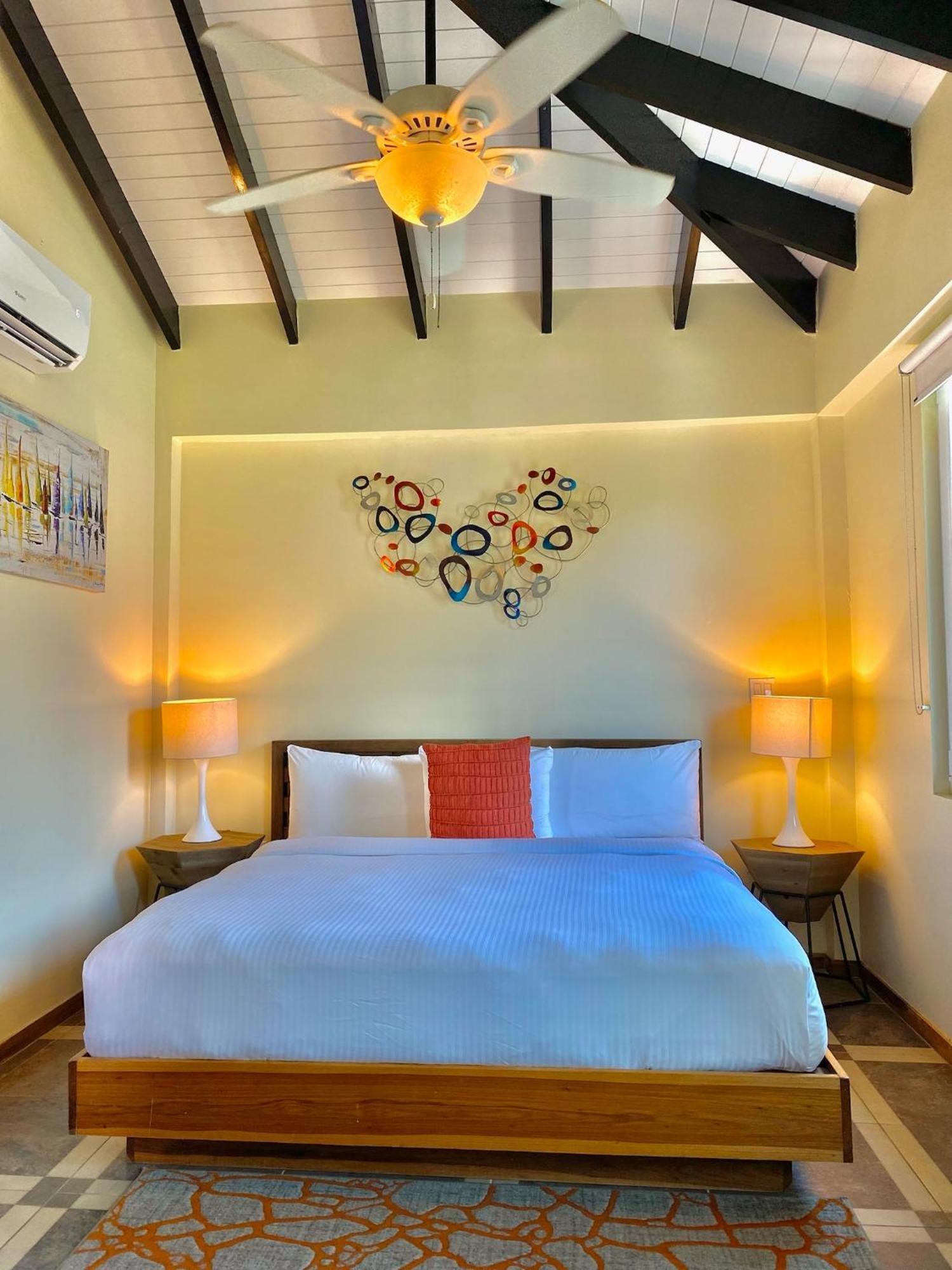 Brisa Oceano Resort Placencia Екстериор снимка