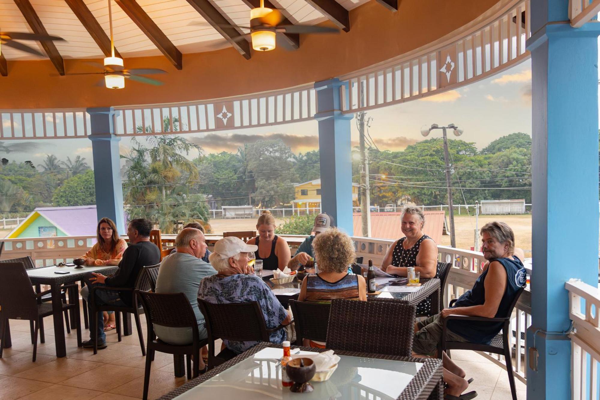 Brisa Oceano Resort Placencia Екстериор снимка